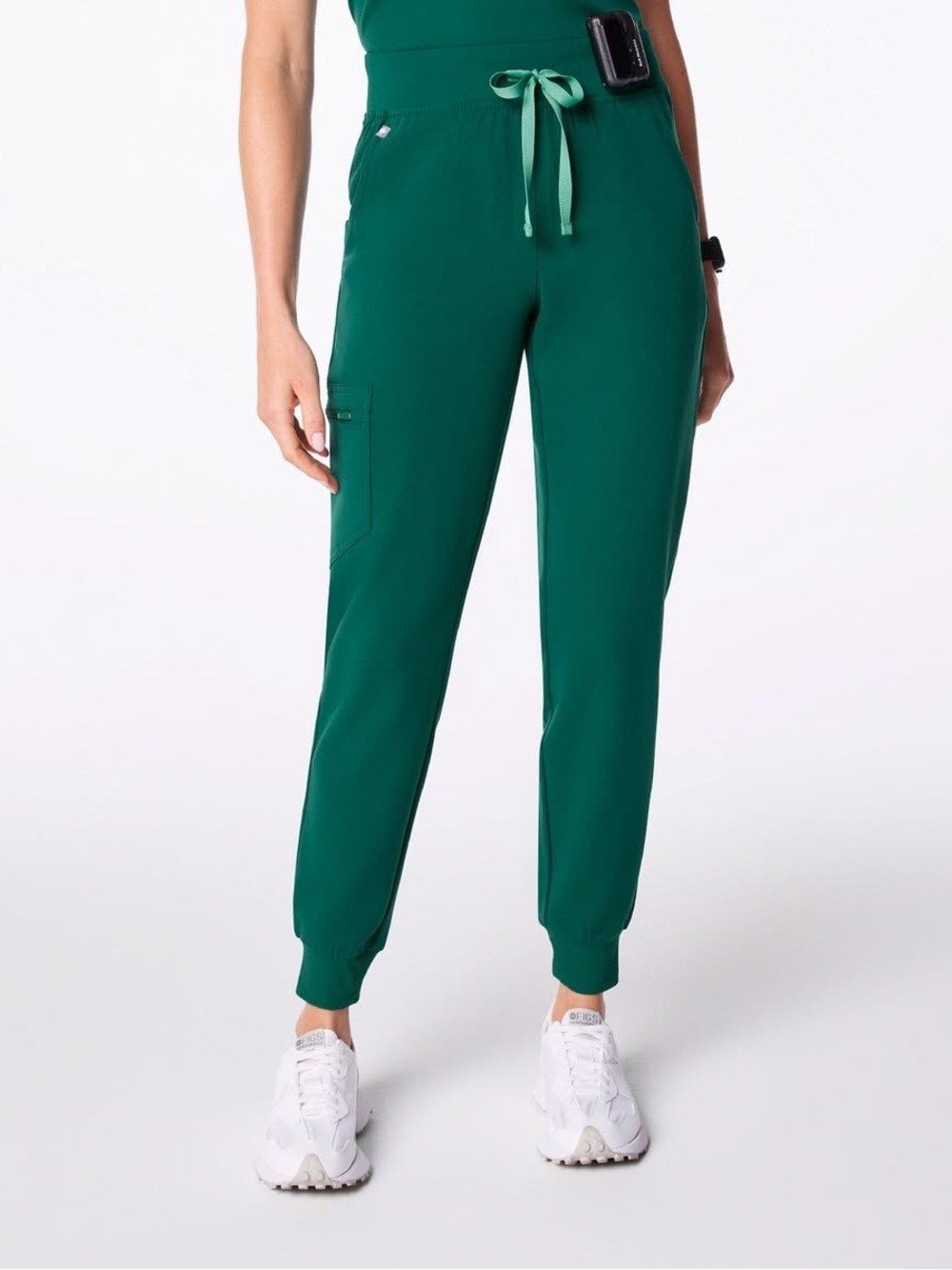 2 for 1: FIGS HUNTER GREEN Joggers
